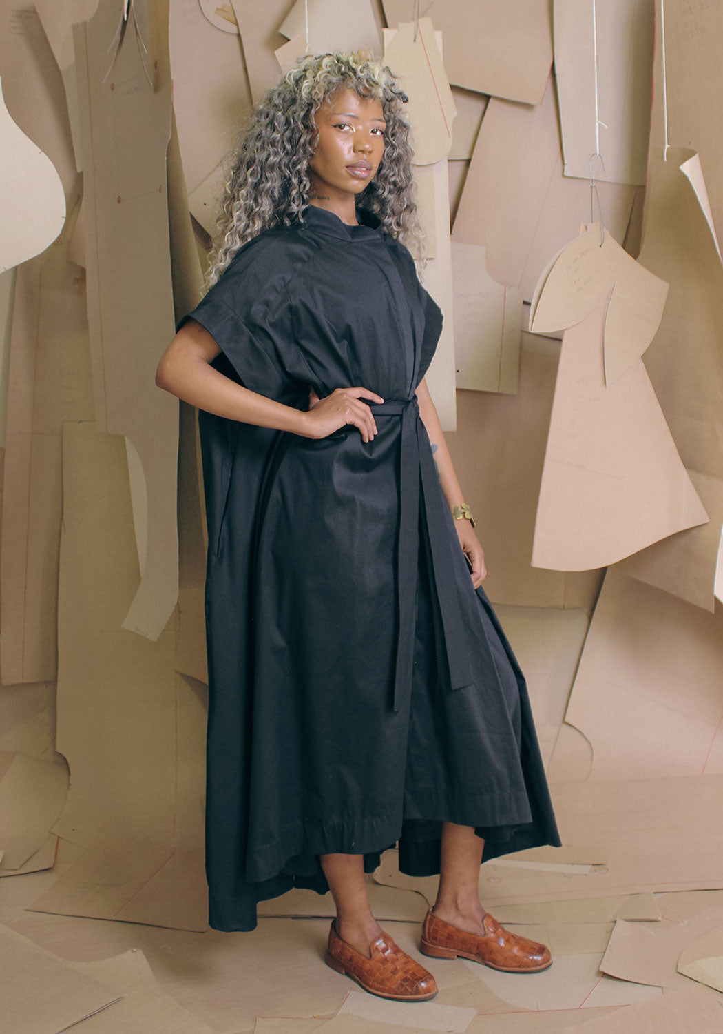 Mantid Dress Black
