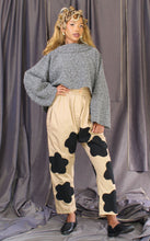 Thursday Pants Daisy Patch