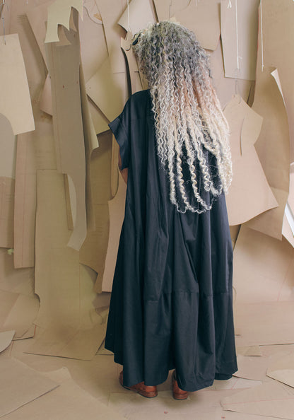 Mantid Dress Black